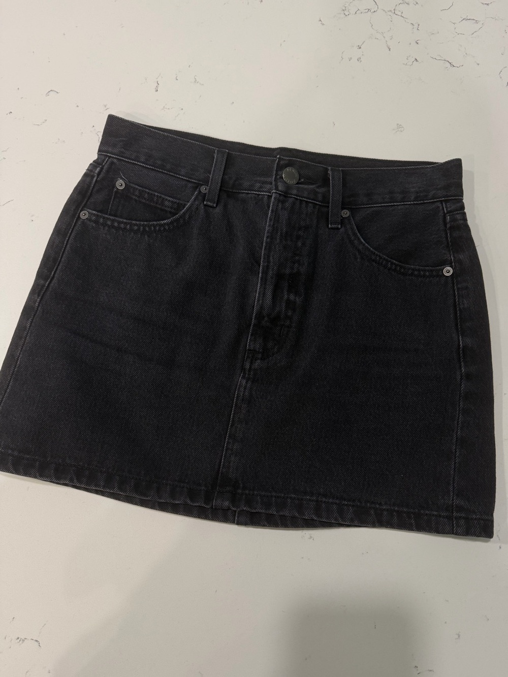 Aritzia denim forum black denim skirt